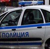 Зверска катастрофа! Кола се шибна в стълб и се запали в София