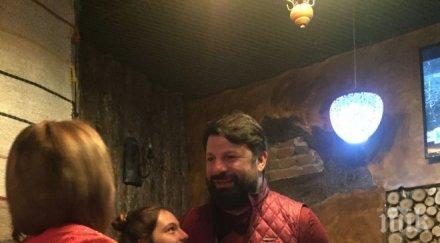 150 души дойдоха вземат диск автограф тони стораро снимки