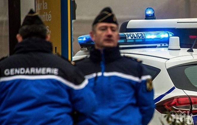 Инцидент! Автомобил с мигранти се е врязал в жандармеристи във френския град Кале