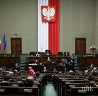 Русия обвини Полша в държавен вандализъм