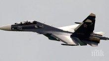 Въздушен екшън! Руски Су-30 е прихванал патрулен американски самолет над Черно море