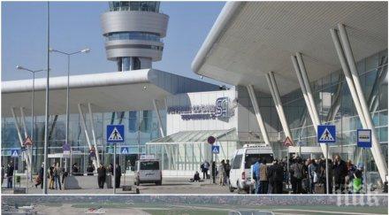 страшен скандал корупция летище софия платиш започнеш работа аеропорта