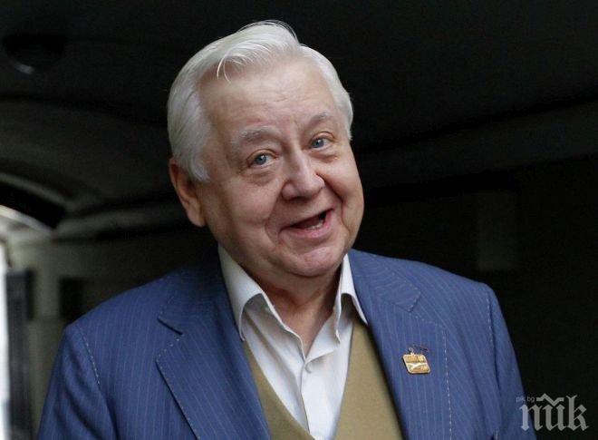 Легенда на руското кино гасне с дни 