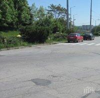 Важно! Стеснено за движение е пътното платно на столичния булевард „Европа” поради разлив