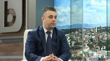 депутатът патриот юлиан ангелов царското семейство морал трябваше откаже имотите