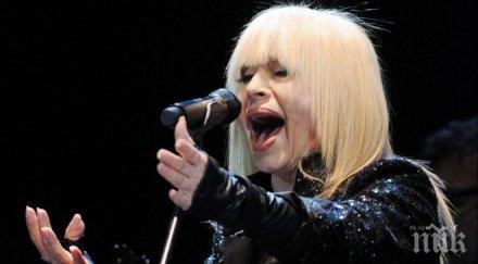 вулгарно застрахователи изгавриха лили иванова отказаха услугите била преклонна възраст