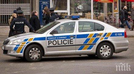 страшно рухна мост река вълтава прага