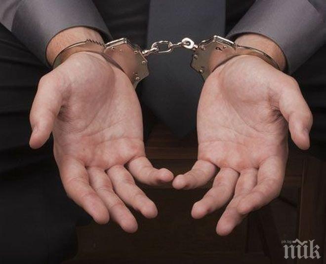 Пуснаха под гаранция подкупните инспектори от НАП