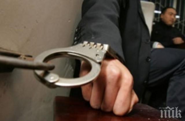 Апаш отнесе бидон с ракия и чипровски килими да си постеле