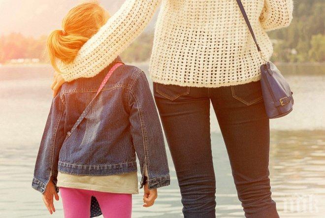 Всяка трета кандидат-бавачка е баба на  детето