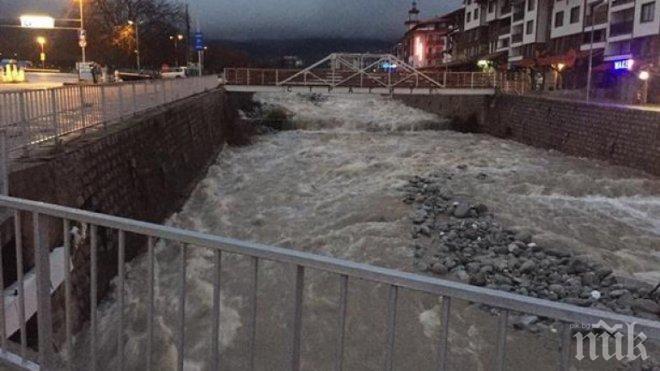 Бедственото положение в Смолян остава в сила
