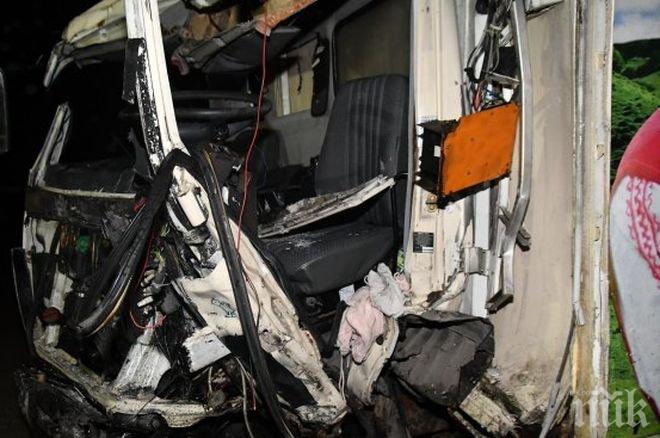 ДЕСЕТА ЖЕРТВА! Издъхна още една жена от катастрофата край Микре