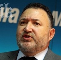 Емил Кабаиванов ще се жали на шефа на ЕНП от българските проблеми