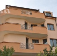 2000 нови сгради са празни 