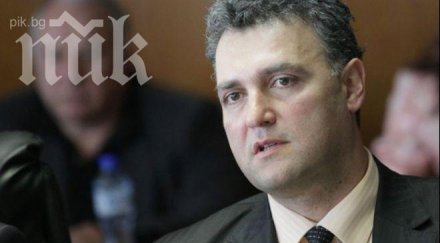 служебният кабинет даде заден уволняват шефа аец козлодуй