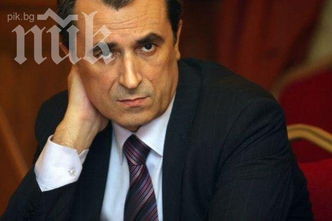 Орешарски: Натрупан е дефицит от 800 млн. лв. само до април 