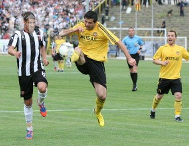 Пловдивското дерби остана без победител