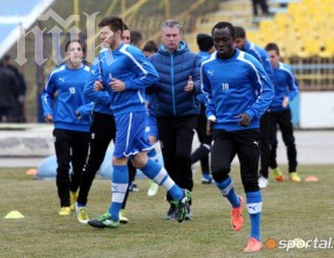 Левски атакува титлата във Враца