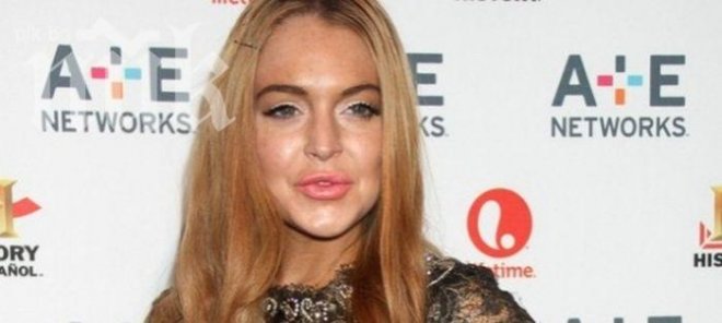 Линдзи Лоън се разчувства в клиниката за лечение, искала семейство