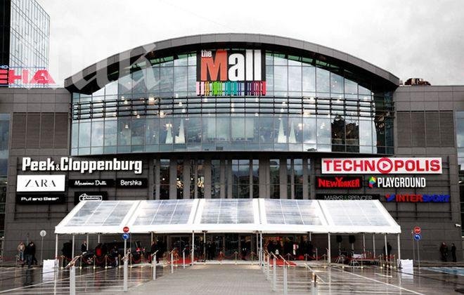 Мъж се самоуби в столичен мол пред погледите на десетки клиенти