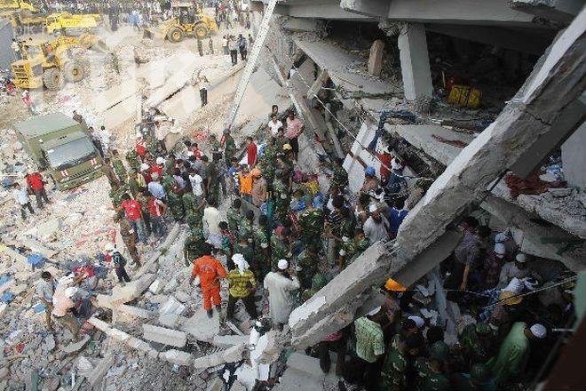 761 души достигна броят на жертвите след рухнала сграда в Бангладеш