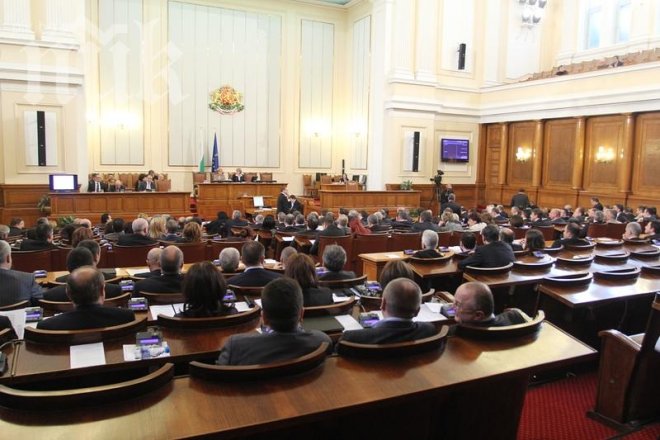 Депутатските квартири очакват новите наематели