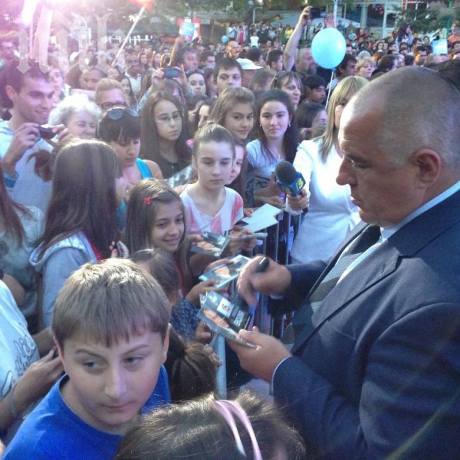 Бойко в Разград: На 12 май едни ще се радват, други ще плачат