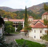Супер ремонт в Бачковския манастир, искат да го отворят за туристи