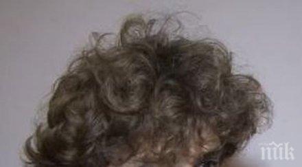 пример съученици ремонтират покрива свой приятел равнец