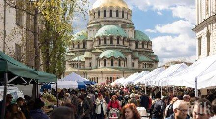 празнично фандъкова прави коледния фермерски пазар софия декември