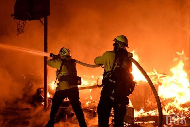 Ужасът продължава! Пожарът в Калифорния се насочи към богаташките квартали на Лос Анджелис