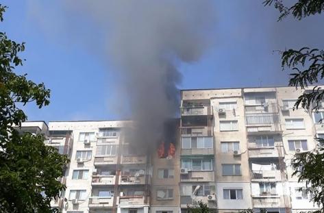 Изгоря апартаментът в Тракия, собственикът в токсикология