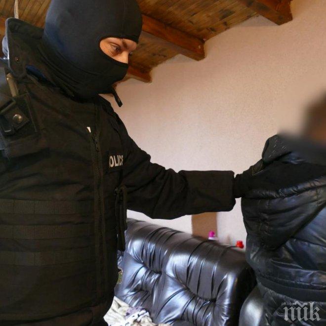 Спецченгета от България и Швеция удариха банда за трафик на просяци към Европа (СНИМКИ/ВИДЕО)