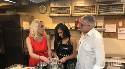 горещи снимки първата подгласничка плеймейт 2017 анна мария лъсна гола кухнята