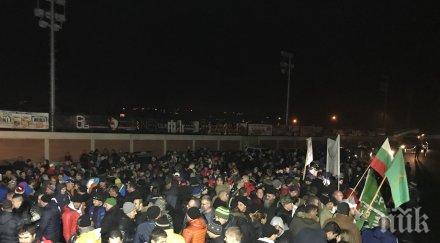 банскалии заканиха блокират границата гърция