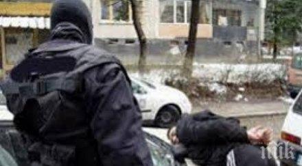 удар полицията спипаха наркоготвач бургас