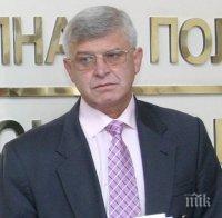 Ананиев: Комисия от МЗ ще решава кои нови онколекарства да се купят