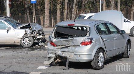 жестоко меле кръв пътя стара загора раднево