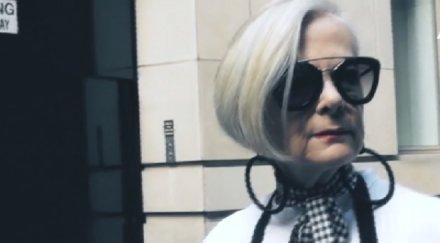 професорка години жъне огромни успехи модния подиум