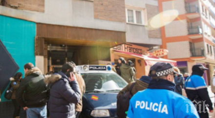 огромен скандал трима играчи обвинени изнасилване малолетна