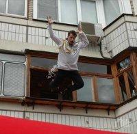 17-годишно момче скочи от 8-ия етаж на блок в Добрич! Оцеля по чудо