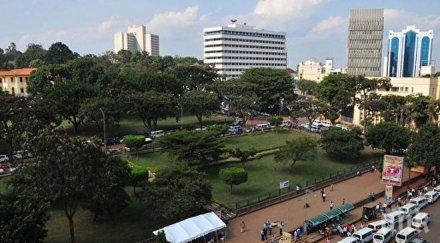 парламентът уганда сне ограничението възраст кандидатите президент страната