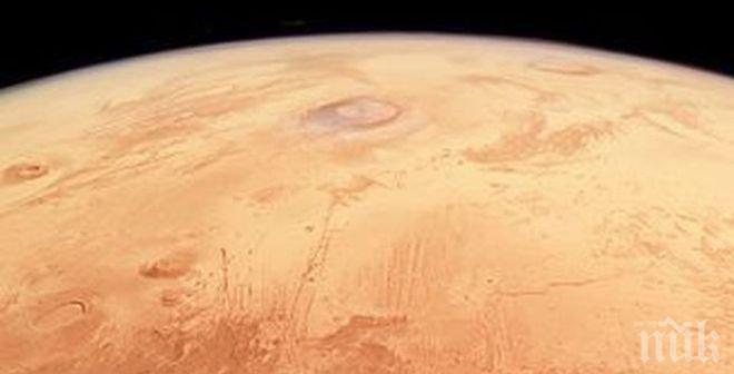 Европейската космическа агенция показа уникална снимка на Марс (СНИМКА)