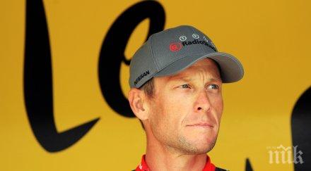 армстронг притече помощ фрум допинг скандала