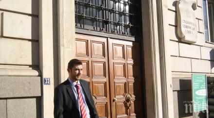 общинският съветник карлос контрера призова фандъкова съобразява измислени екоактивисти