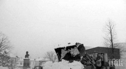 спомени соца снегът достигаше чардака никой мрънкаше