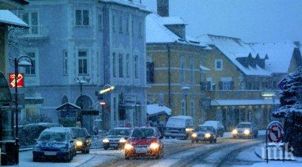 важно сняг вали благоевград пътищата обработени