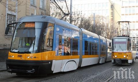  Градският транспорт в София се движи с празнични разписания