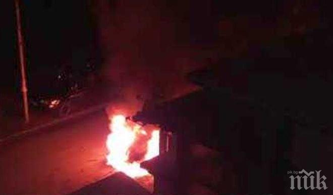 Кола изгоря като факла в Бургас