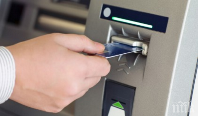 Какво да правим, ако банкоматът не пусне кеш, а трансакцията е отчетена?
